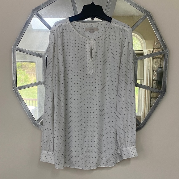 LOFT Tops - LOFT White Polka Dot Blouse